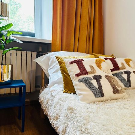 Luxury 4-Bedroom Apartment In Centre - Self-Check In & Fast Wifi Varsovie Extérieur photo