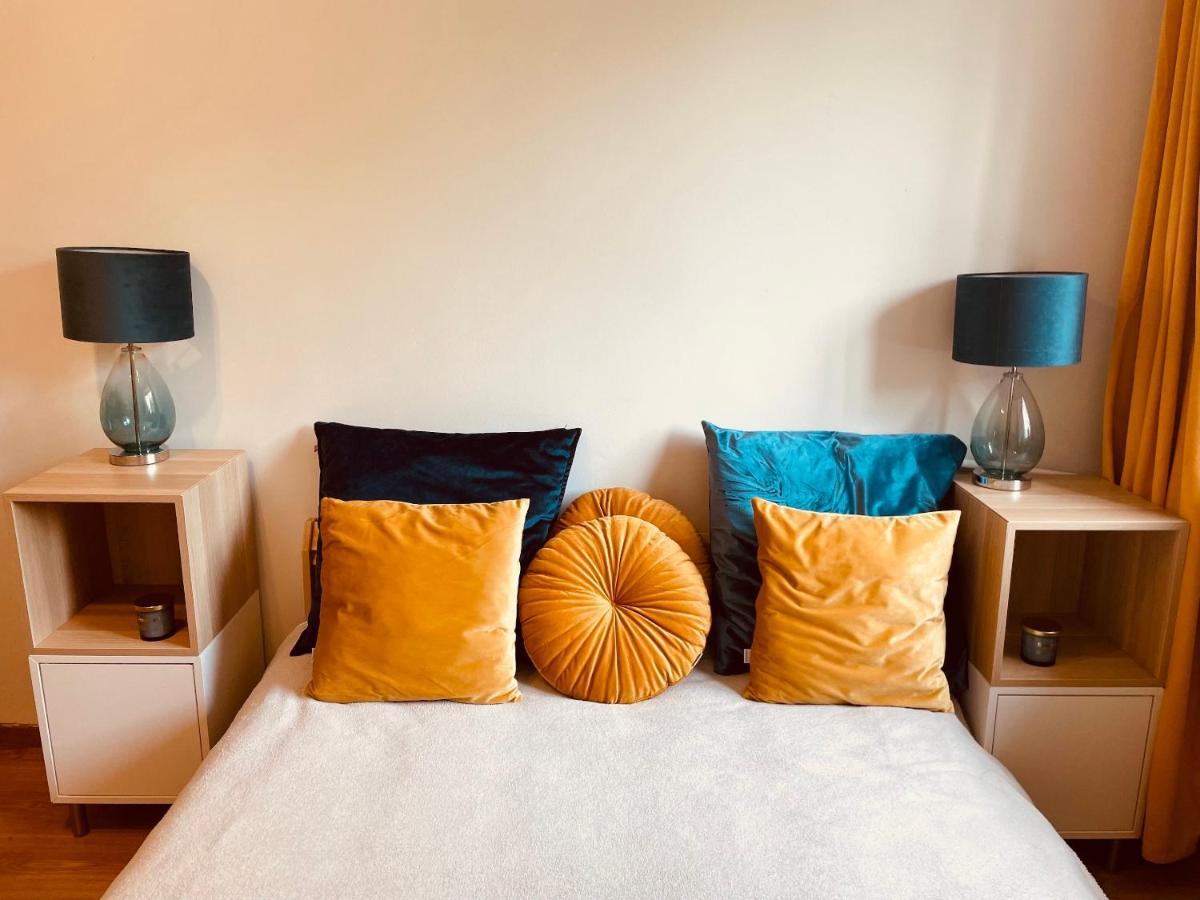 Luxury 4-Bedroom Apartment In Centre - Self-Check In & Fast Wifi Varsovie Extérieur photo