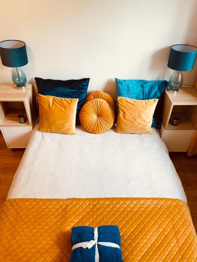 Luxury 4-Bedroom Apartment In Centre - Self-Check In & Fast Wifi Varsovie Extérieur photo