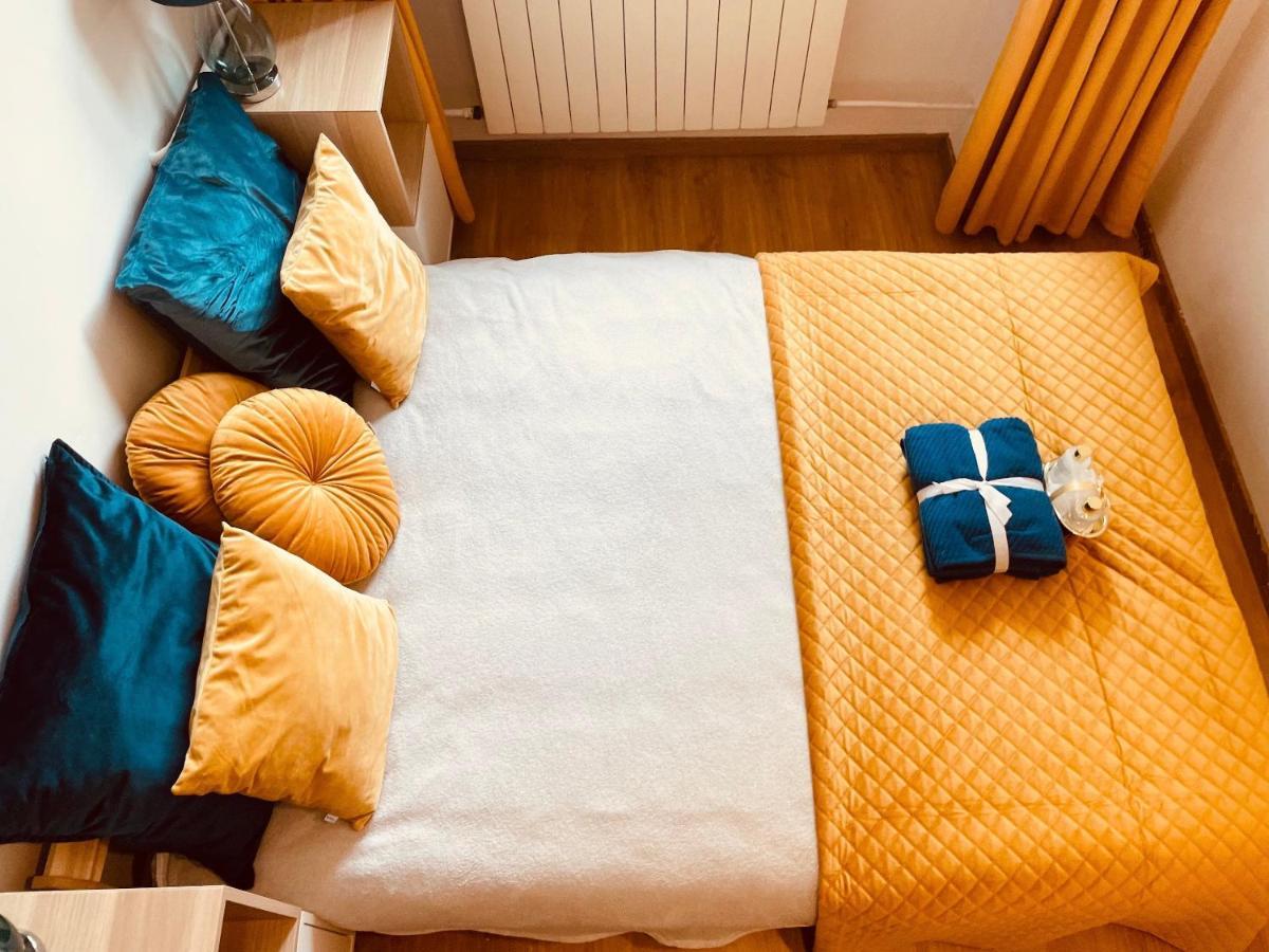 Luxury 4-Bedroom Apartment In Centre - Self-Check In & Fast Wifi Varsovie Extérieur photo