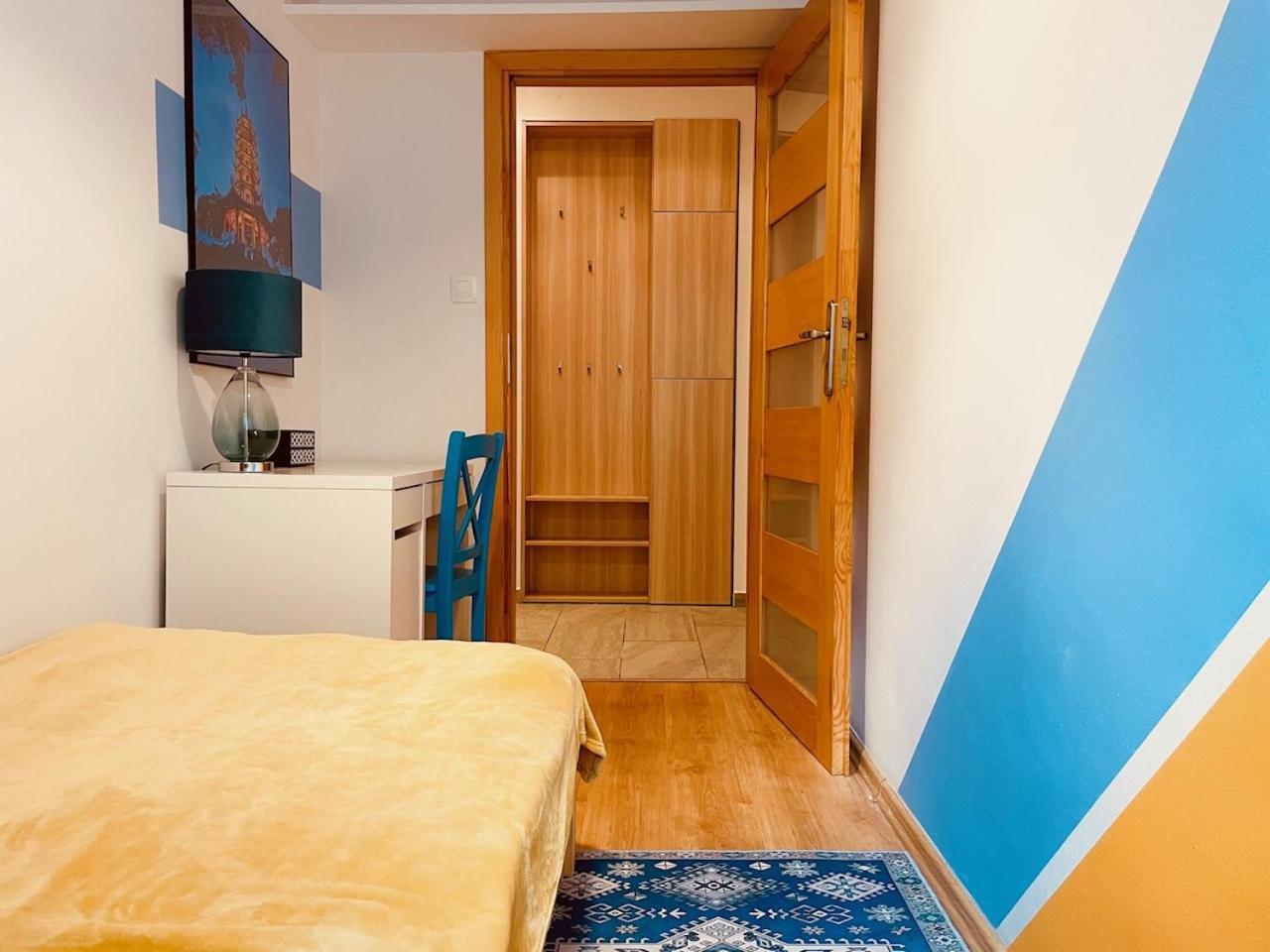 Luxury 4-Bedroom Apartment In Centre - Self-Check In & Fast Wifi Varsovie Extérieur photo