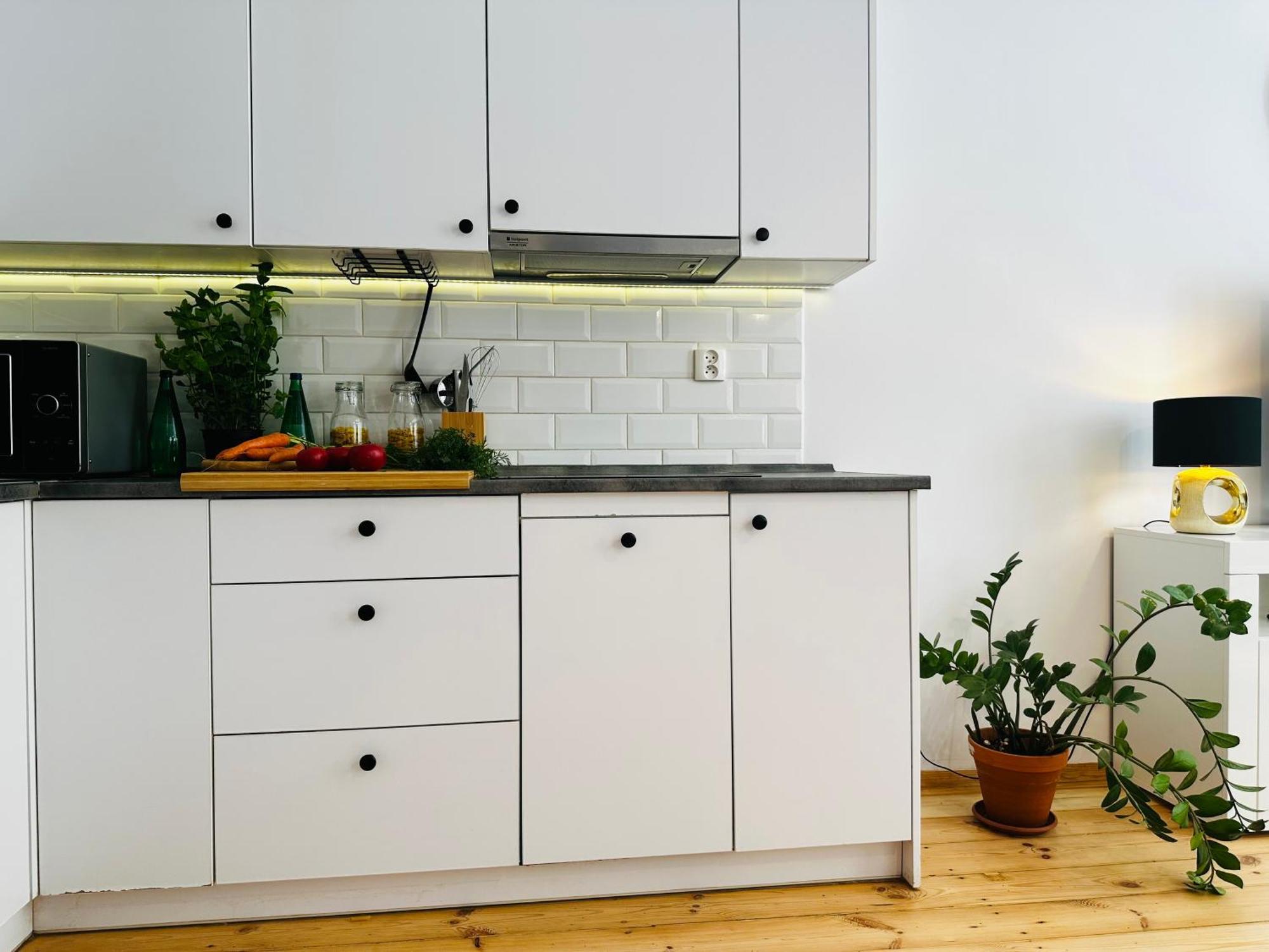 Luxury 4-Bedroom Apartment In Centre - Self-Check In & Fast Wifi Varsovie Extérieur photo